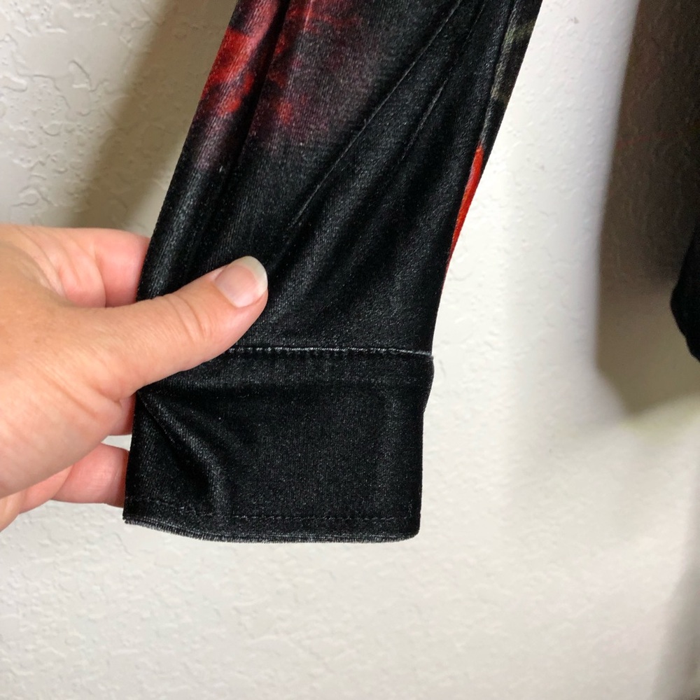 Soft Surroundings black red cream floral velvet velour button down top size PS - Picture 6 of 14
